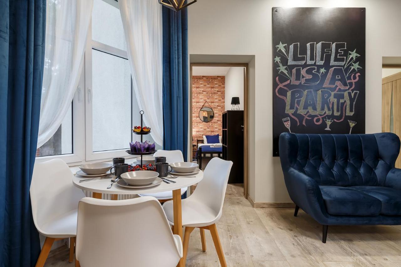 #partyhouse Apartament